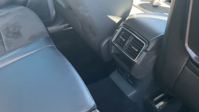 Skoda Karoq 1.5 TSI SE L 5dr Petrol Estate